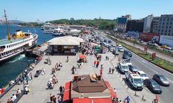 Tarihi Eminönü’nde bayram yoğunluğu
