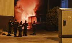 Bursa'da kauçuk fabrikasında korkutan yangın