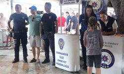 Burhaniye Polisi Kitap Fuarını fırsata çevirdi