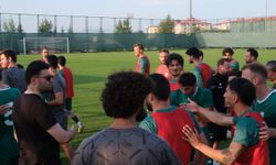 Enes Çelik takımı sahadan çekti