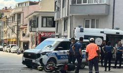 Gemlik'te kovalamacada polis aracına çarptı