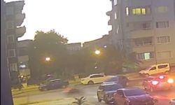 Nilüfer'de genç motorcunun kaza anı kameralara böyle yansıdı