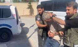 Beylükdüzü’nde müşteri gibi girdiği dükkandan termos ve telefon çalan Cezayirli yakalandı
