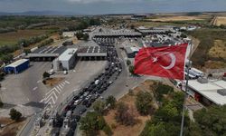 Gurbetçiler dönüş yolunda: Hasret ve hüzün Kapıkule’de