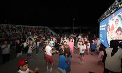 Yenikent’te çocukların sinema keyfi