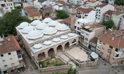Osmanlı aliminin kabri bakımsızlığa terk edildi