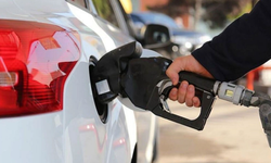 Araç sahipleri müjde! Petrol fiyatı düştü, akaryakıta dev indirim geliyor