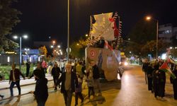 İnegöl'de Gazze için binler bir araya geldi: Karadan gemi yürüttüler