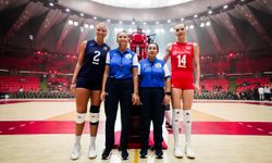 A Milli Kadın Voleybol Takımı, Dünya Şampiyonası'nda tarihinde ilk kez yarı finalde
