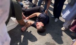 Osmangazi'de yolun karşısına geçen 2 kadına motosiklet çarptı