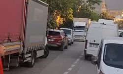 Bursa'da otobüs şoförü ile sürücü arasında ters yön tartışması
