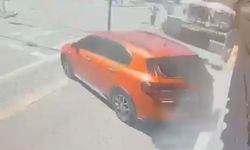 Nilüfer'de araç kuyumcuya daldı!