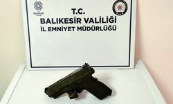 Bandırma’da kaçak sigara ve silah operasyonu