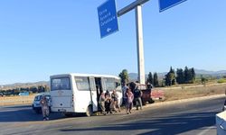 Çanakkale’de işçi minibüs ile hafif ticari araç çarpıştı, kaza ucuz atlatıldı