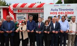 Çekmeköy’de 2’nci sosyal market açıldı