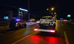 Hızlı sürücü başka otomobile arkadan çarptı, olay yerinden kaçtı: 1 yaralı
