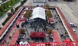 Pendik sahili kitap kokusu sardı: 10’uncu Pendik Kitap Fuarı başladı