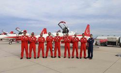 Türk Yıldızları’ndan Hürjet vurgusu