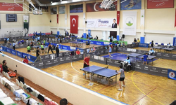 Osmangazi Belediyesi, masa tenisine ev sahipliği yaptı