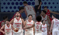 12 Dev Adam, EuroBasket'te 21 yıl sonra yarı finalde!