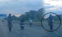 İnegöl girişinde motosikletlilerin tehlikeli şovu kamerada