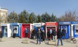 İnegöl Devlet Hastanesi Önündeki ATM’ler için flaş karar