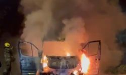 Bursa’da seyir halindeki minibüs alev topuna döndü