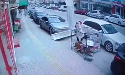 Lodosun Savurduğu Çatıdan Kıl Payı Kurtuldu