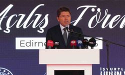 Adalet Bakanı Tunç: "Selimiye’nin gölgesinden İsrail’i lanetliyorum"