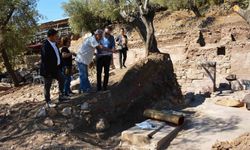 Antandros kazıları hakkında bilgi aldı