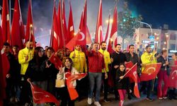 Bahçelievler’de 102 metrelik bayrakla Cumhuriyet coşkusu