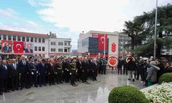 Bursa Valisi Ayyıldız: "Cumhuriyetin 102. kuruluş yıl dönümünü coşku ve gururla yaşıyoruz"