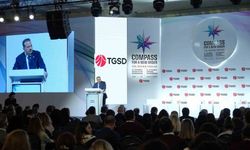"Hazır giyim ve tekstil istihdamın sigortasıdır"