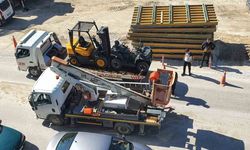 Köprüde arıza yapan tır trafiği felç etti