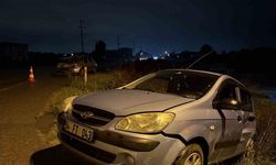 Sakarya’da iki otomobil çarpıştı: 3 yaralı