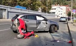 Sarıyer’de "U" dönüşü yapan otomobil motosikletle çarpıştı: 1 ağır yaralı