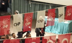 CHP Kongresi’nde kavga çıktı! Adayların taraftarları birbirine girdi