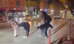 Bursa'da yaya geçidinde gülümseten oyun