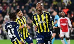 Fenerbahçe,  Karagümrük'ü iki golle geçti