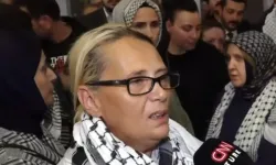 Türk aktivist Ayçin Kantoğlu: İsrail askerleri çıplak arama yaptı