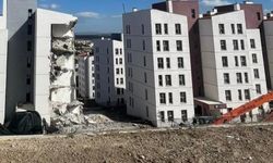 Bursa'daki TOKİ'lerde yıkım başladı!