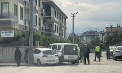 İnegöl'de site duvarına daldılar