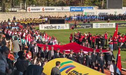 İnegöl'de 17 yıl sonra bir ilk!  Cumhuriyet Bayramı coşkusuyla kutlandı