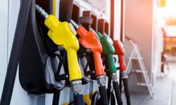 Akaryakıta bir büyük zam daha