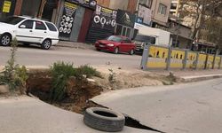 İnegöl’de Yol Çöktü