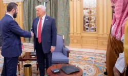 Suriye Devlet Başkanı eş-Şara, ABD Başkanı Trump ile bir araya geldi