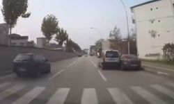 Bursa'da kazalar araç kamerasına yansıdı