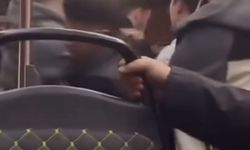 Bursa’da otobüste yumruk yumruğa kavga kamerada