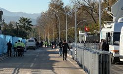 İznik Papa 14. Leo'yu bekliyor