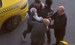 Başakşehir’de taksiciye meslektaşının tokatlı saldırısı kamerada
